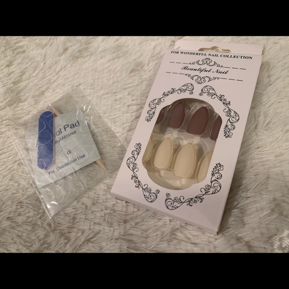 24 PCs reusable press nail brand new in box - Picture 4 of 7